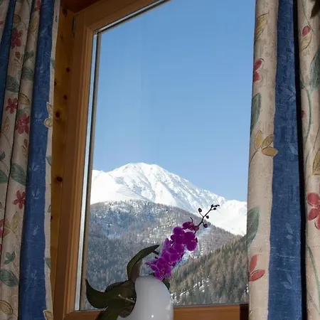 Gospodarstwo agroturystyczne Gaestehaus Tinkl *