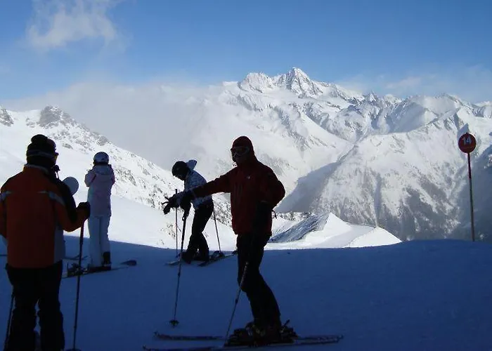 Gaestehaus Tinkl مزرعة للإقامة *