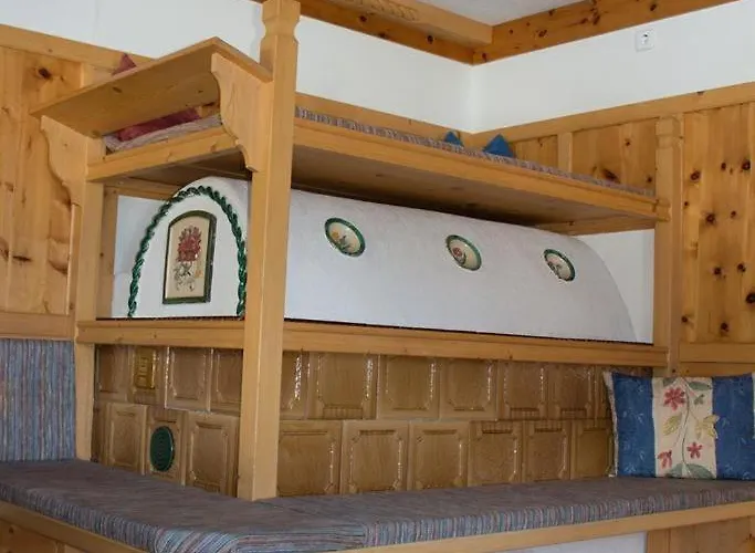 مزرعة للإقامة Gaestehaus Tinkl Kals-am Großglockner