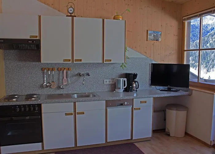 مزرعة للإقامة Gaestehaus Tinkl Kals-am Großglockner