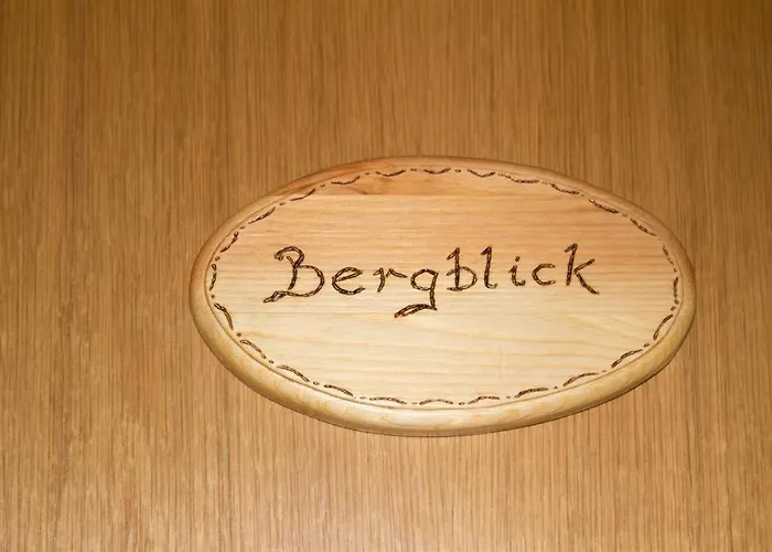 Gaestehaus Tinkl مزرعة للإقامة